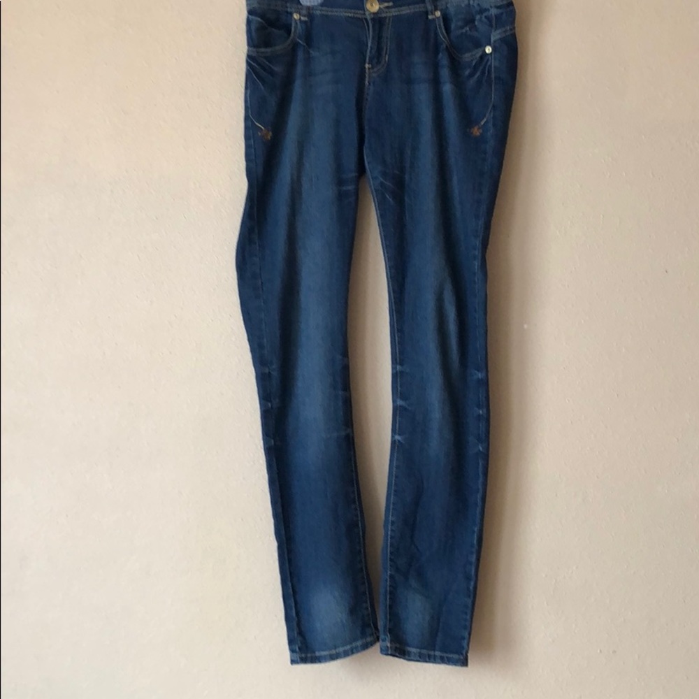 Apple bottom jeans